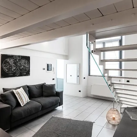Διαμέρισμα Loft - Bymyhomeincomo Όπως